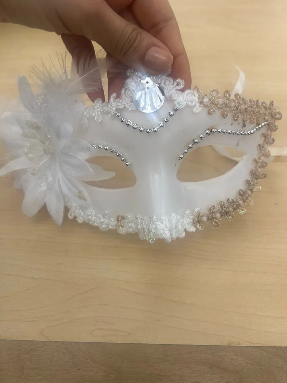 MASQUERADE MASK - Picture 5 of 7